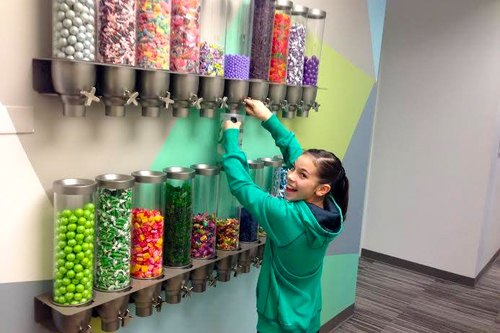 advanced-orthodontic-candy-wall